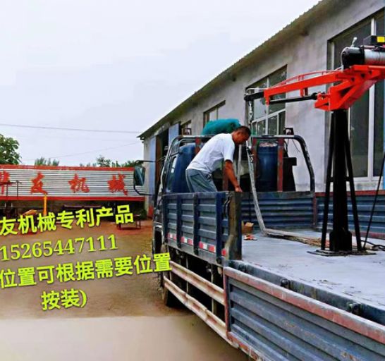 點(diǎn)擊查看詳細(xì)信息<br>標(biāo)題：車(chē)載小吊機(jī)  液壓小吊機(jī) 閱讀次數(shù)：2950